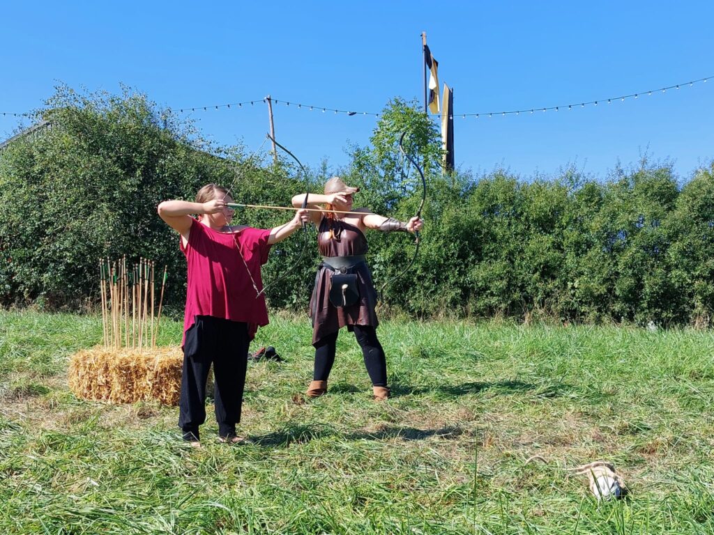 Butscheburger Mittelalterfest Bogenschießen